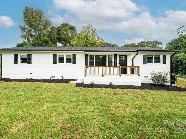 1571 S Aspen St, Lincolnton, NC 28092