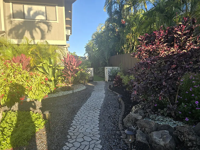 2736 Puu Hoolai St — Photo 10