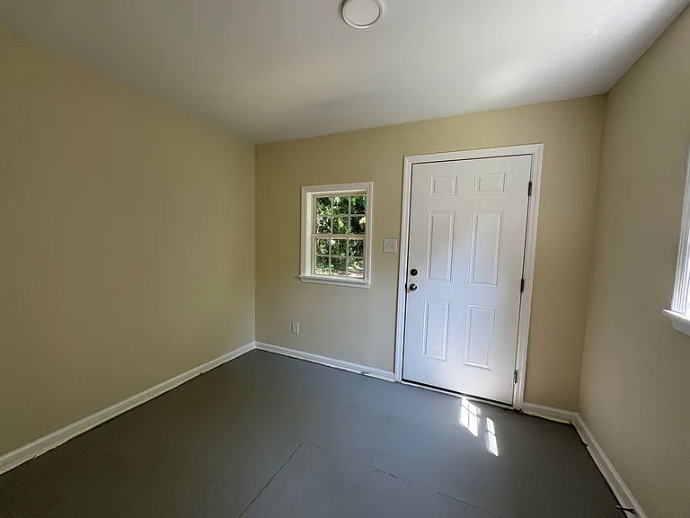 508 National Ave — Photo 16