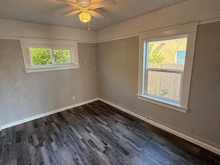 4614 Orange Ave — Photo 6