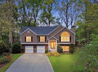 102 Cypress Dr, Dallas, GA 30157