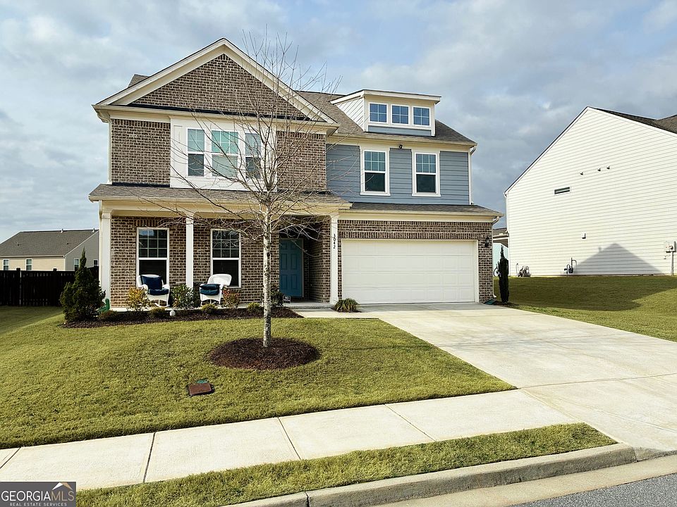 1st image of 3042 Lowell Rd
