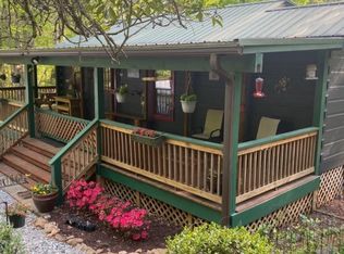 124 Crestview Dr, Otto, NC 28763