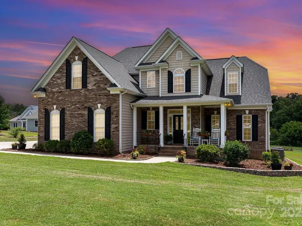 2925 Sweetgrass Ln, Monroe, NC 28112