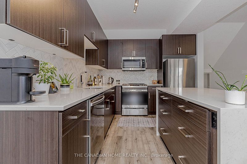 London Townhouse for rent - 3 Bedrooms — photo 19