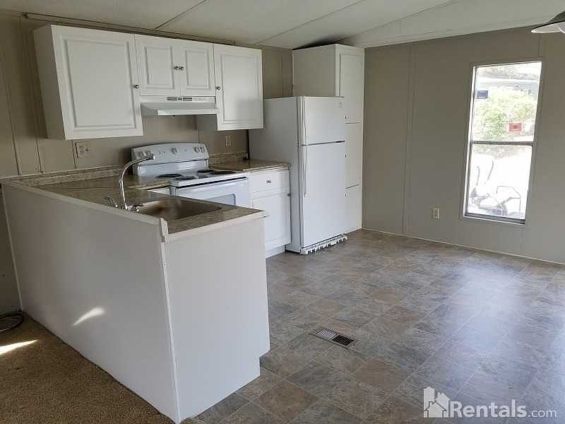 2nd image of 7013 Glen Cove Dr