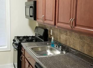 392 Rose Ave #4D, Jersey City, NJ 07305