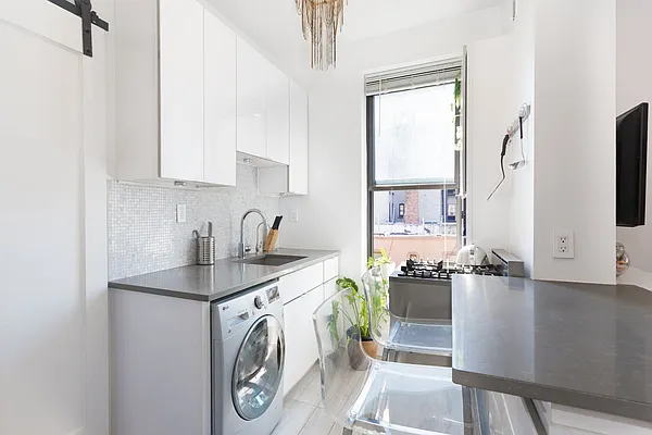 Sold by Camelot Realty Group | media 2