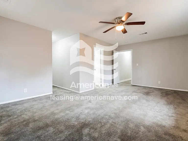 332364_010_wm_-_main_bedroom_13547572.jpg