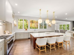 31 Porter Rd, Andover, MA 01810