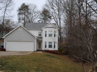 5428 River Falls Dr, Charlotte, NC 28215