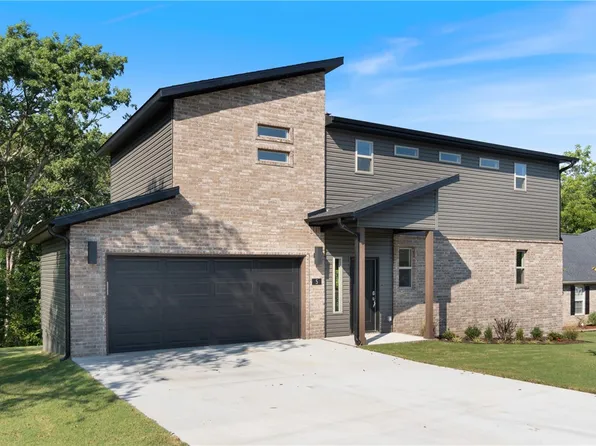 5 Hebrides Ln, Bella Vista, AR 72714