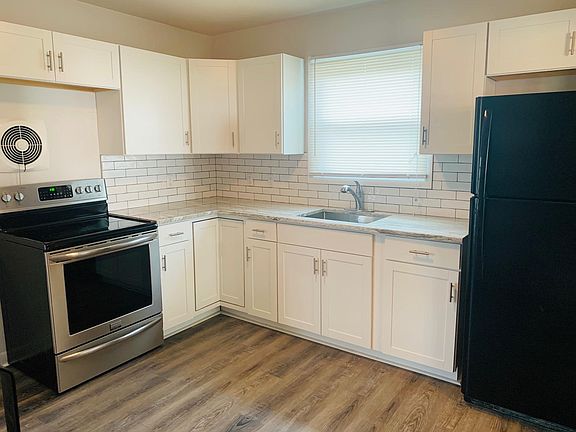 5th image of 315 Fleming Ave NE