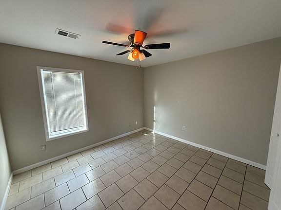 2nd image of 2215 Hurst Ln #B