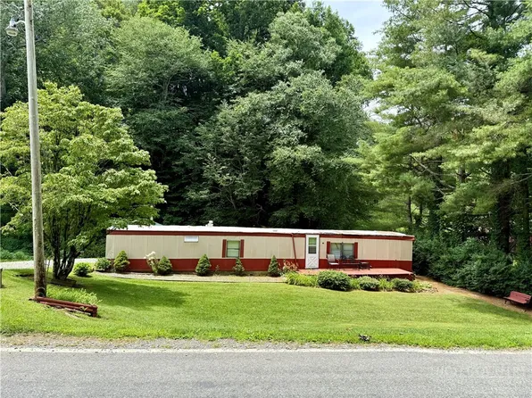 512 Greer Lane, Vilas, NC 28692