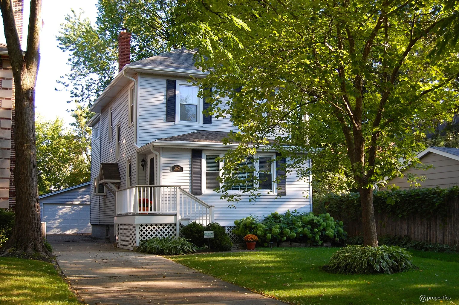 1229 Washington Ave photo 1