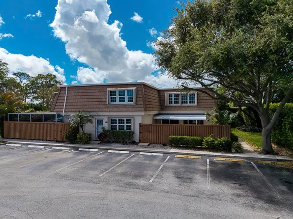 4300 Hazel Avenue #D, Palm Beach Gardens, FL 33410