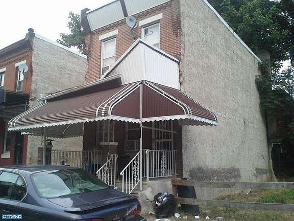 5th image of 2545 N Hollywood St