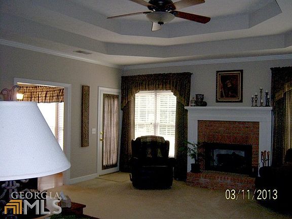 4th image of 35 River Birch Dr