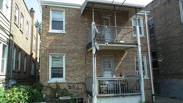 2nd image of 5024 N Ridgeway Ave