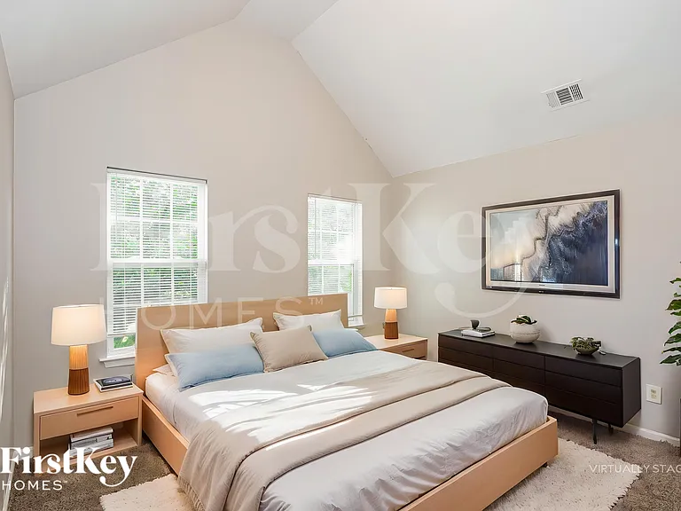 8605 Royal Bluff Dr — Photo 15