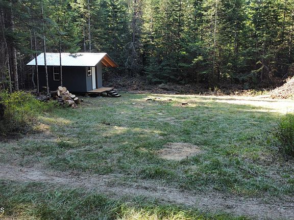 4th image of 676 Willow Loop Rd
