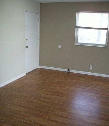 2nd image of 2150 Alameda Ave #3