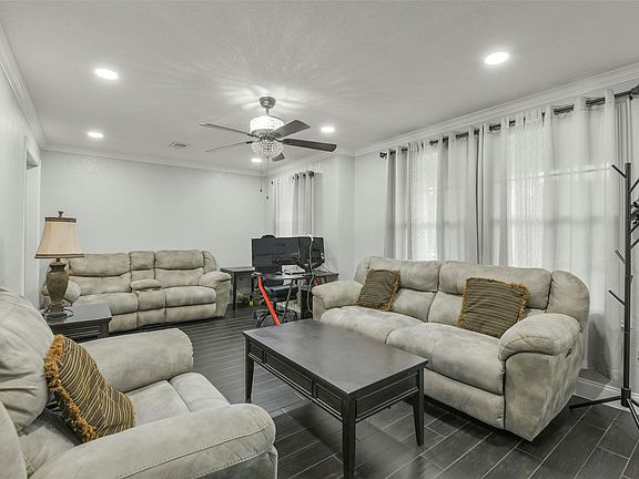 4th image of 6806 Glen Rock Drive