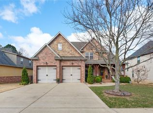 5610 Brighton Rd, Rogers, AR 72758