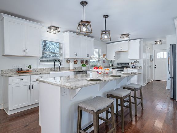 2nd image of 3380 W Trimble Rd