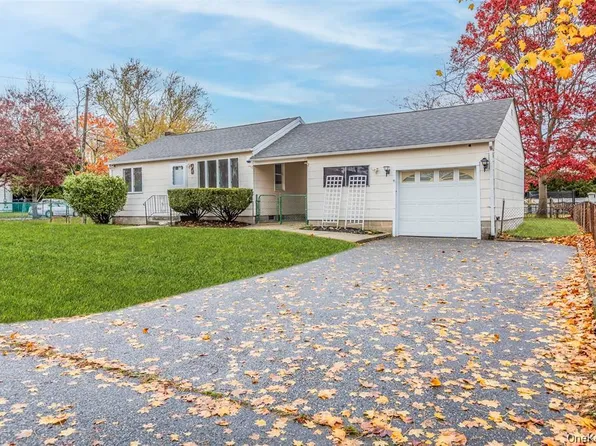 141 Wendy Drive, Holtsville, NY 11742