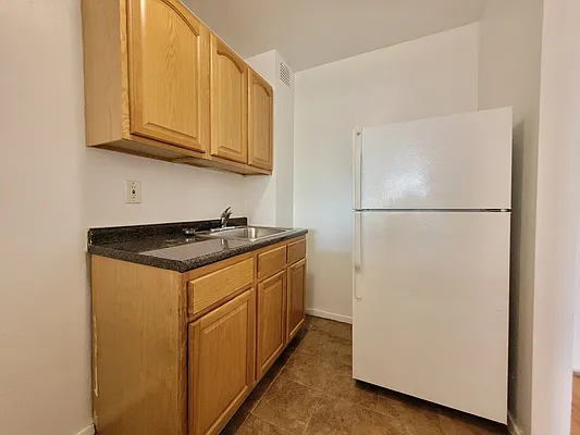 Rented by Bruma Realty LLC | media 2