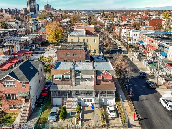 3617 Laconia Avenue image 44 of 46