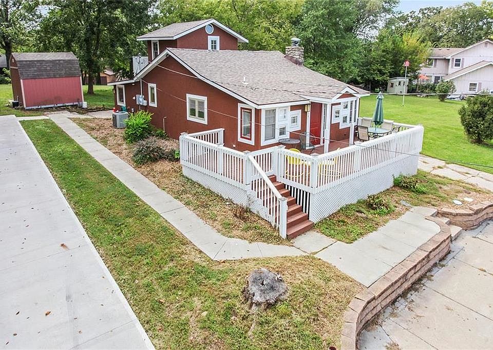 1st image of 154 Beach Dr