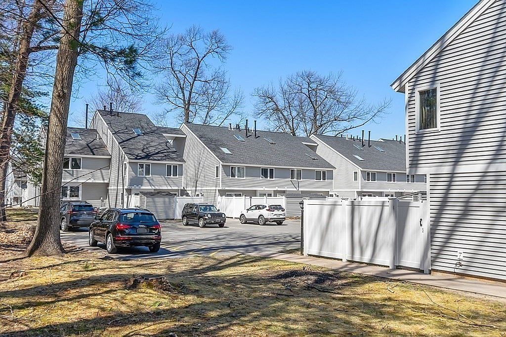 49 Meadow Pond Dr APT K, Leominster, MA 01453 Zillow