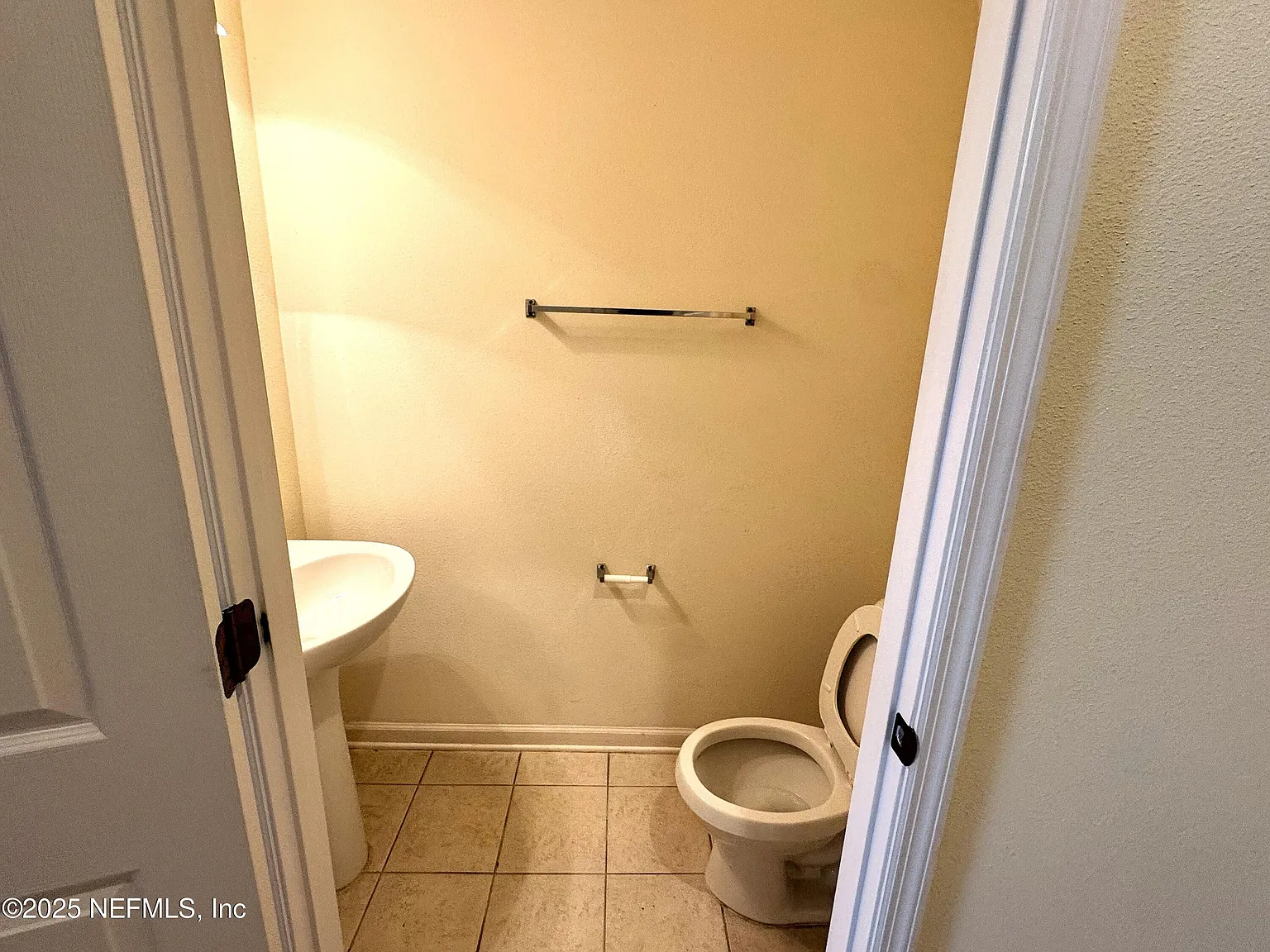2 bed, 2.5 bath, 1520 sqft, $1,650 — Photo 4