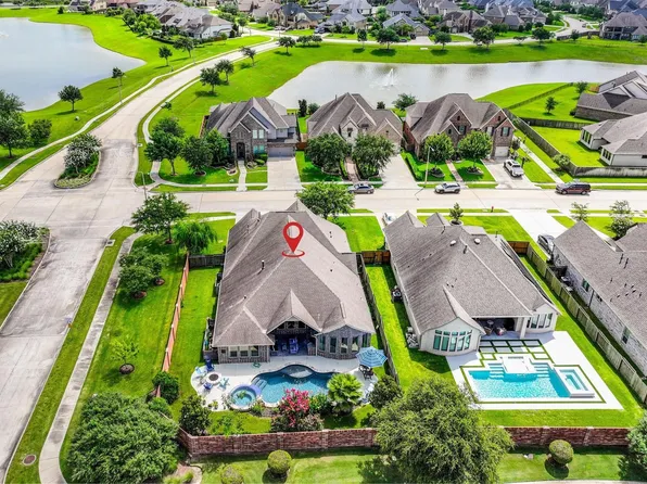 1602 Noble Way Ct, League City, TX 77573