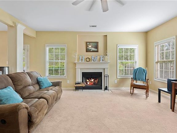 3rd image of 2616 5th St