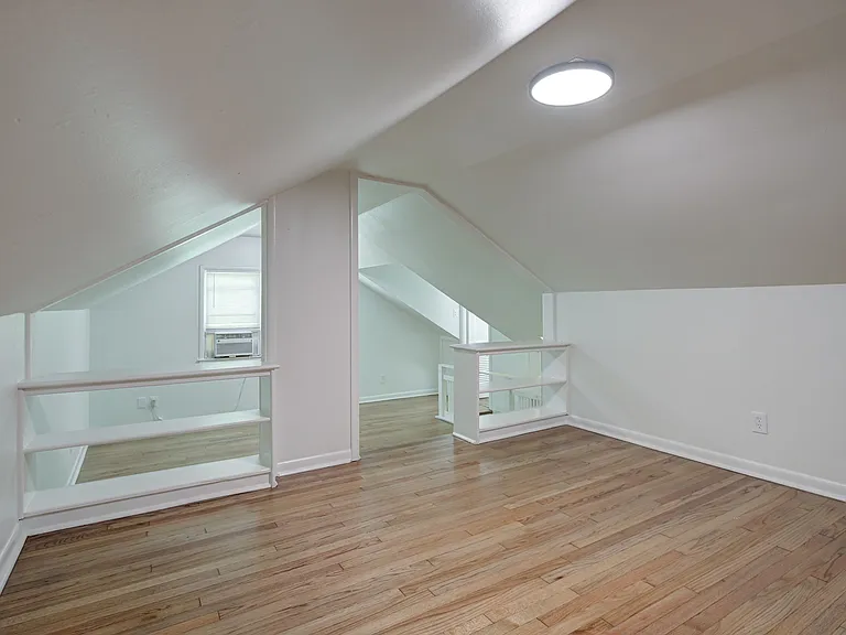 821 NW 48th St — Photo 30