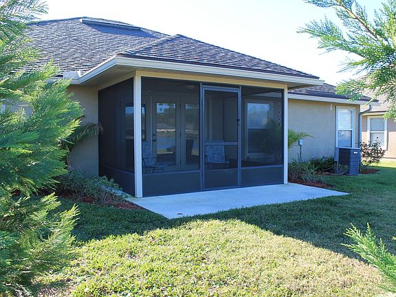 3rd image of 32408 Grand Parke Blvd