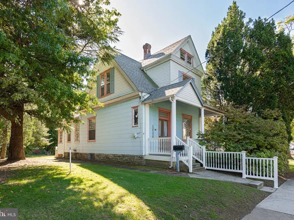 26 Jarrett Ave, Jenkintown, PA 19046