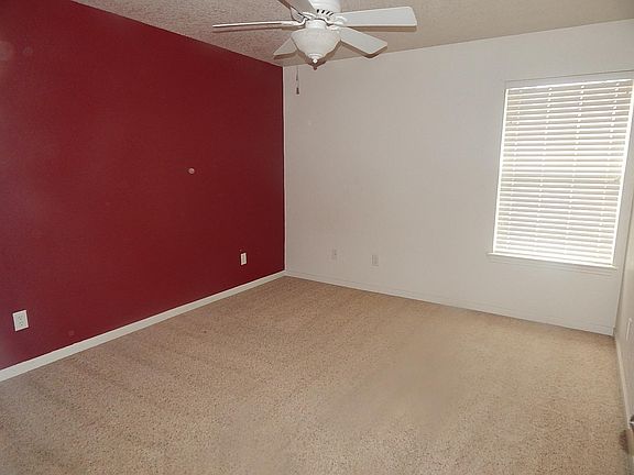4th image of 508 Olaf Dr #A
