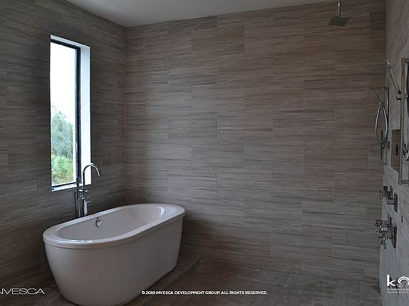 Spacious master bath