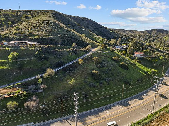 5th image of 10138 Sunland Blvd