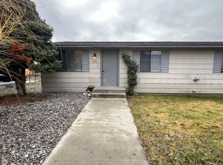 306 2nd St SE, East Wenatchee, WA 98802