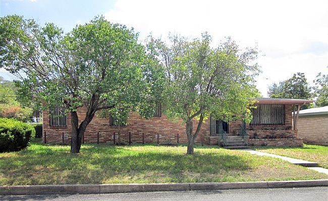 1st image of 450 Channing Ave