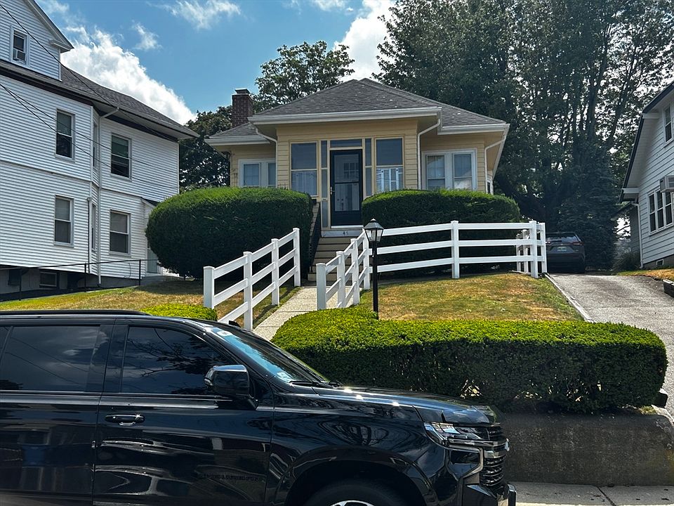 1st image of 47 Cliff Ave