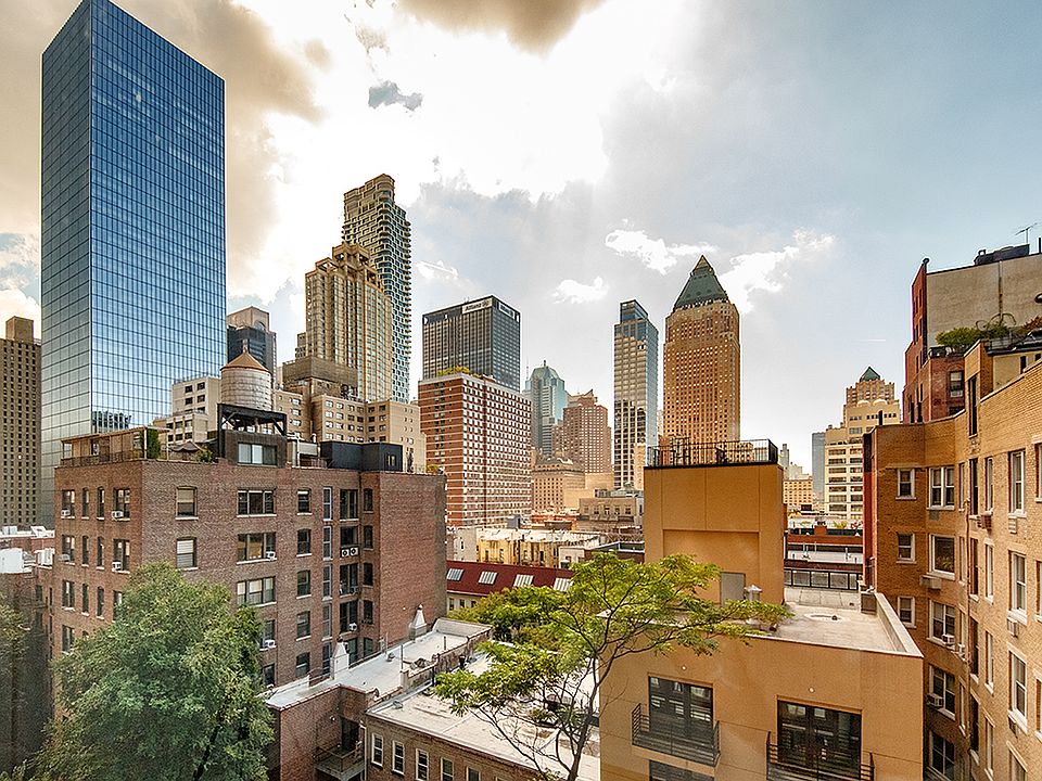 1st image of 330 W 56th St #9I