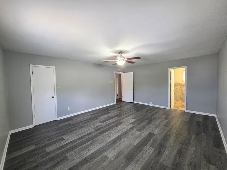 7819 Hearthstone Cir — Photo 21