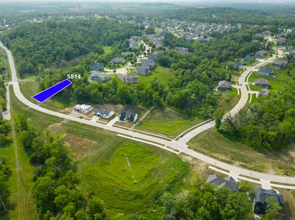 5814 Seminole Valley Trl NE, Cedar Rapids, IA 52411